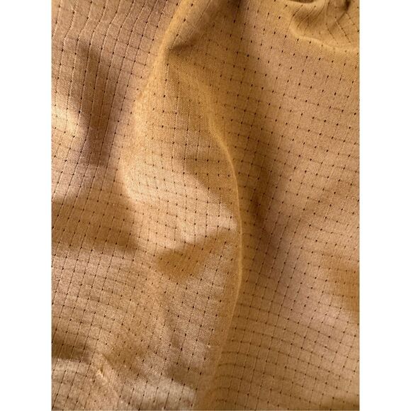 All in Motion M boys 8 sporty tech shorts bundle of 2 tan bronze copper cream pu - Picture 4 of 12